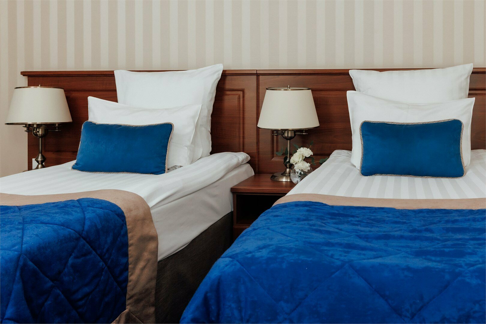 Классик c 1 двуспальной или 2 отдельными кроватями