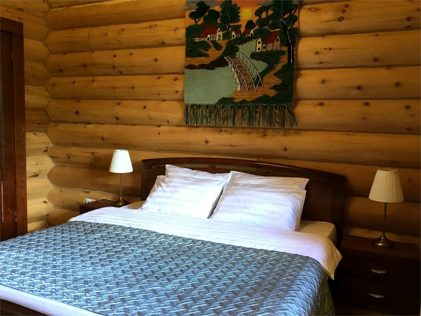 Коттедж с видом на озеро