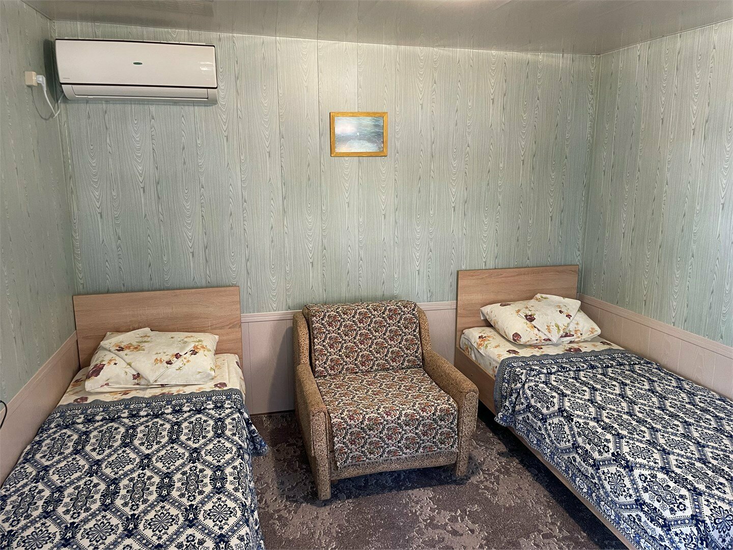 Домики Стандарт 3-х местные с удобствами