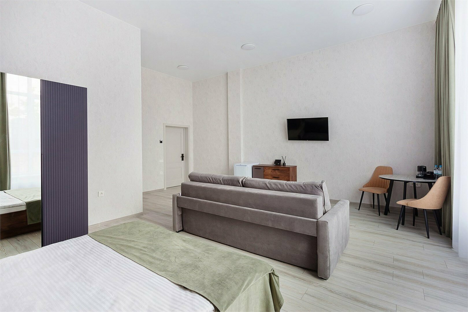 Джуниор Сюит +