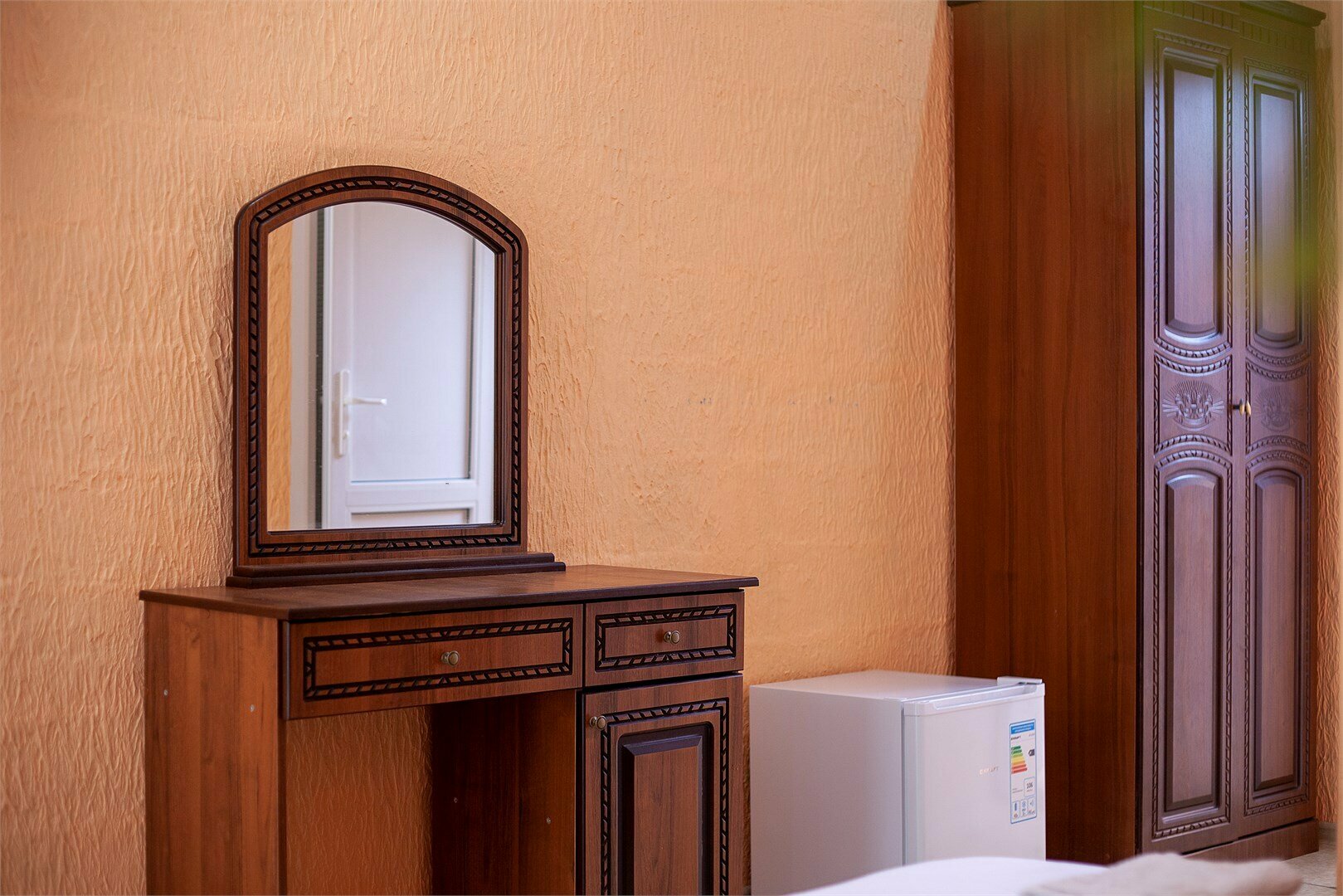 Трехместный номер «Комфорт» с душем