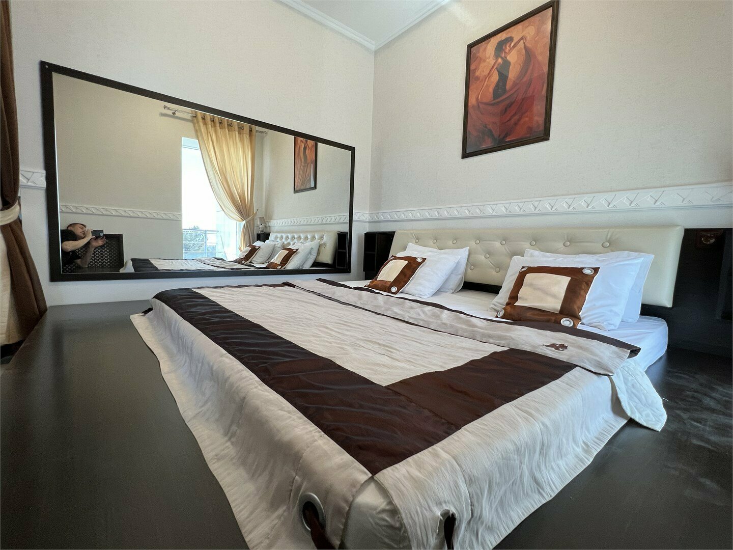 DeLuxe Premium с балконом