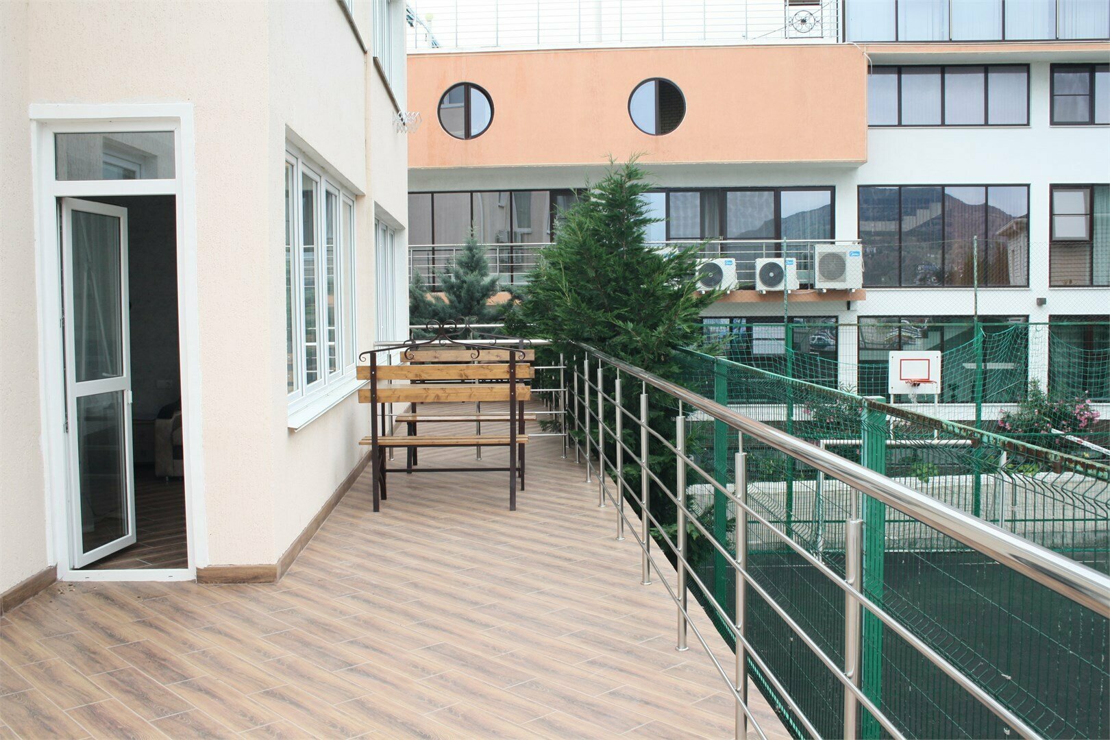 Номер студио с видом на горы