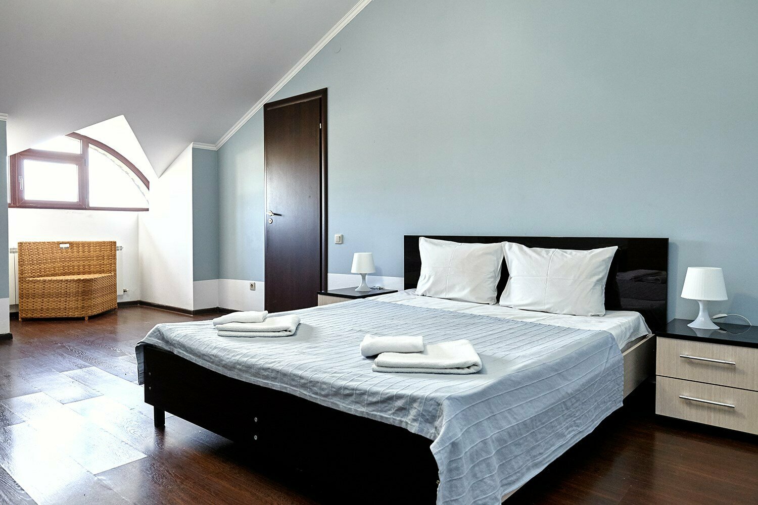 Трехместный номер эконом-класса