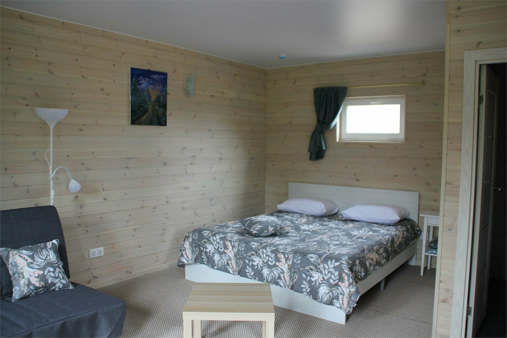 Дом с отдельной спальней