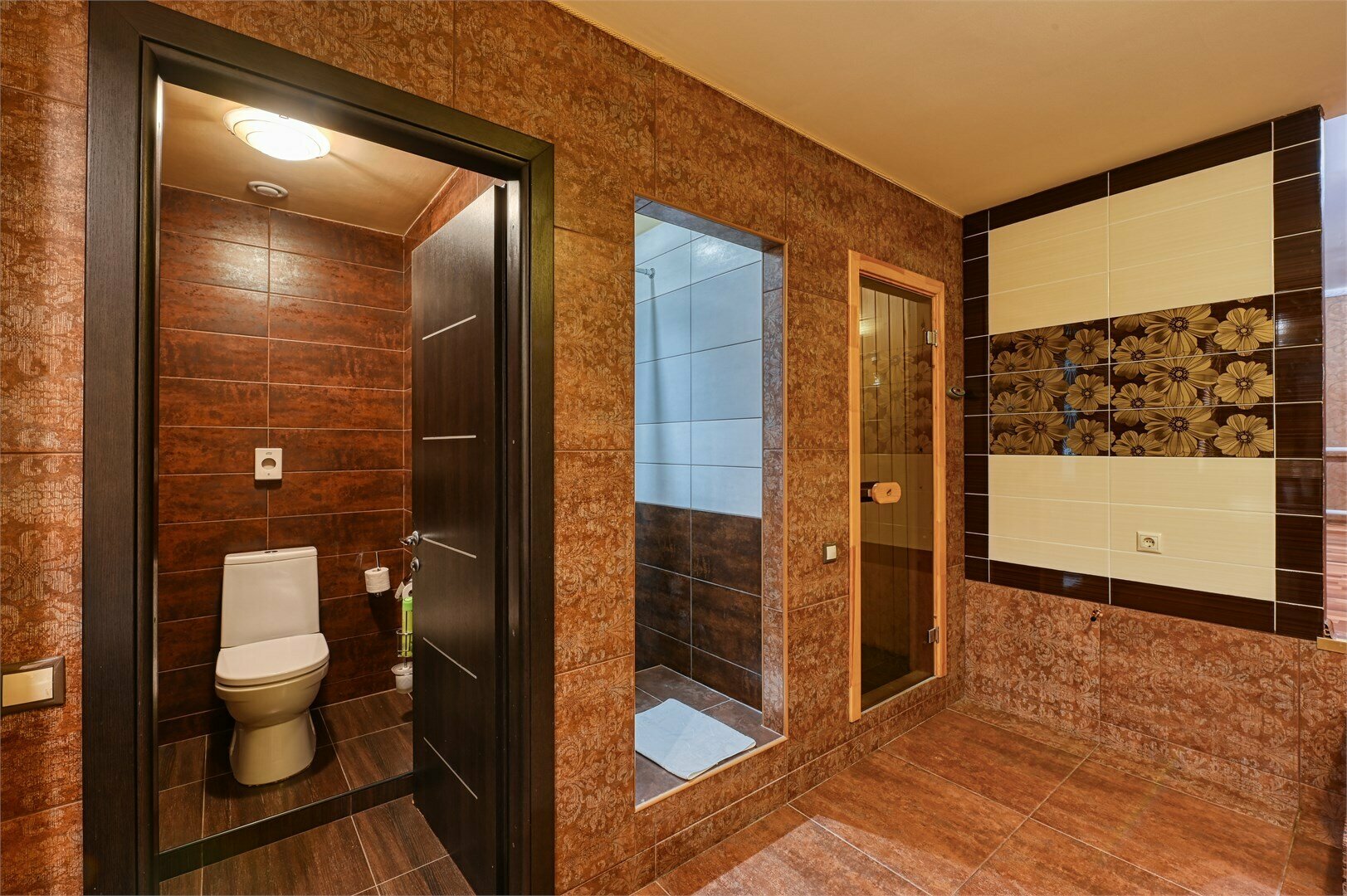 Двухуровневый Люкс с сауной и ванной