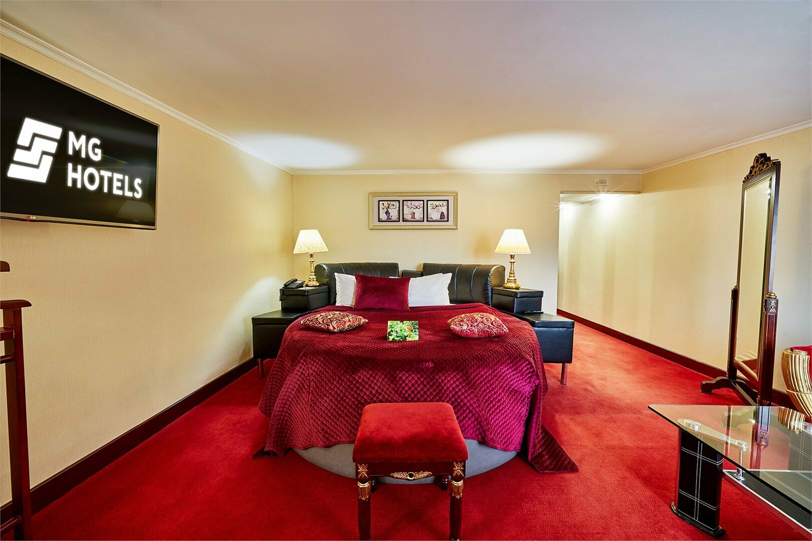 Делюкс  с кроватью размера "King Size"