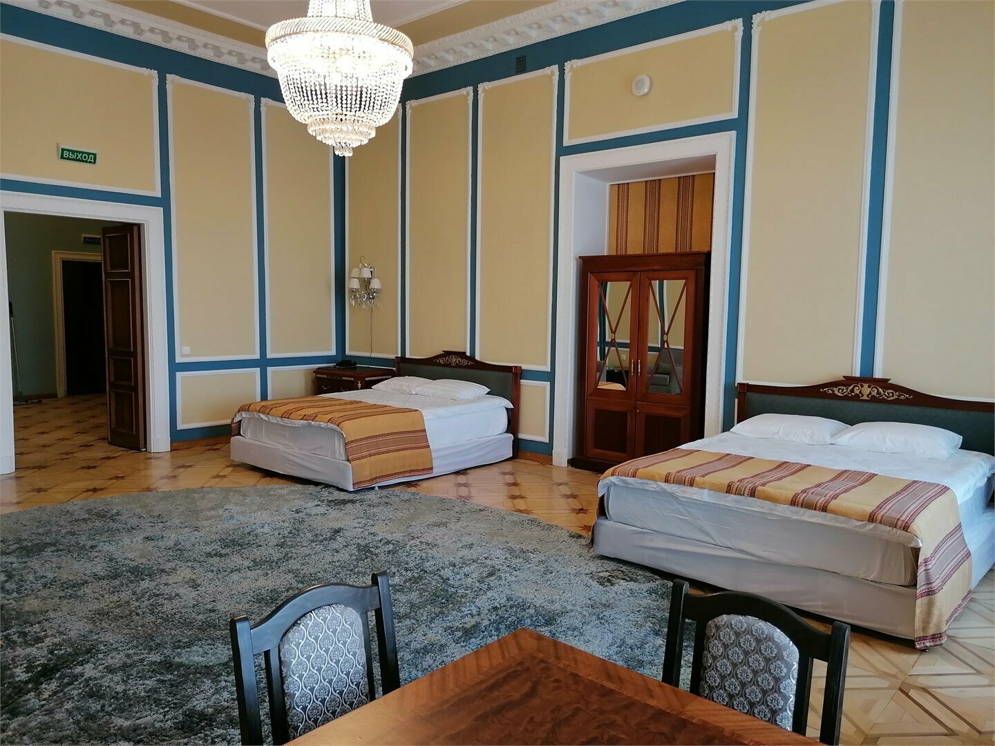 Категория 1 (Апартаменты с видом на Неву)