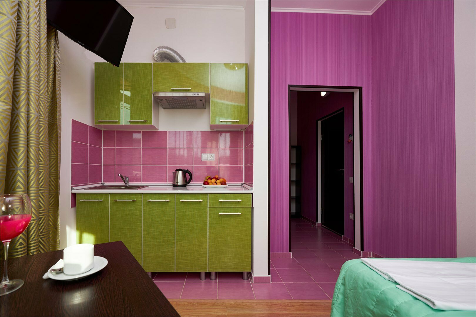 Сингл Делюкс с балконом и видом на сад и горы