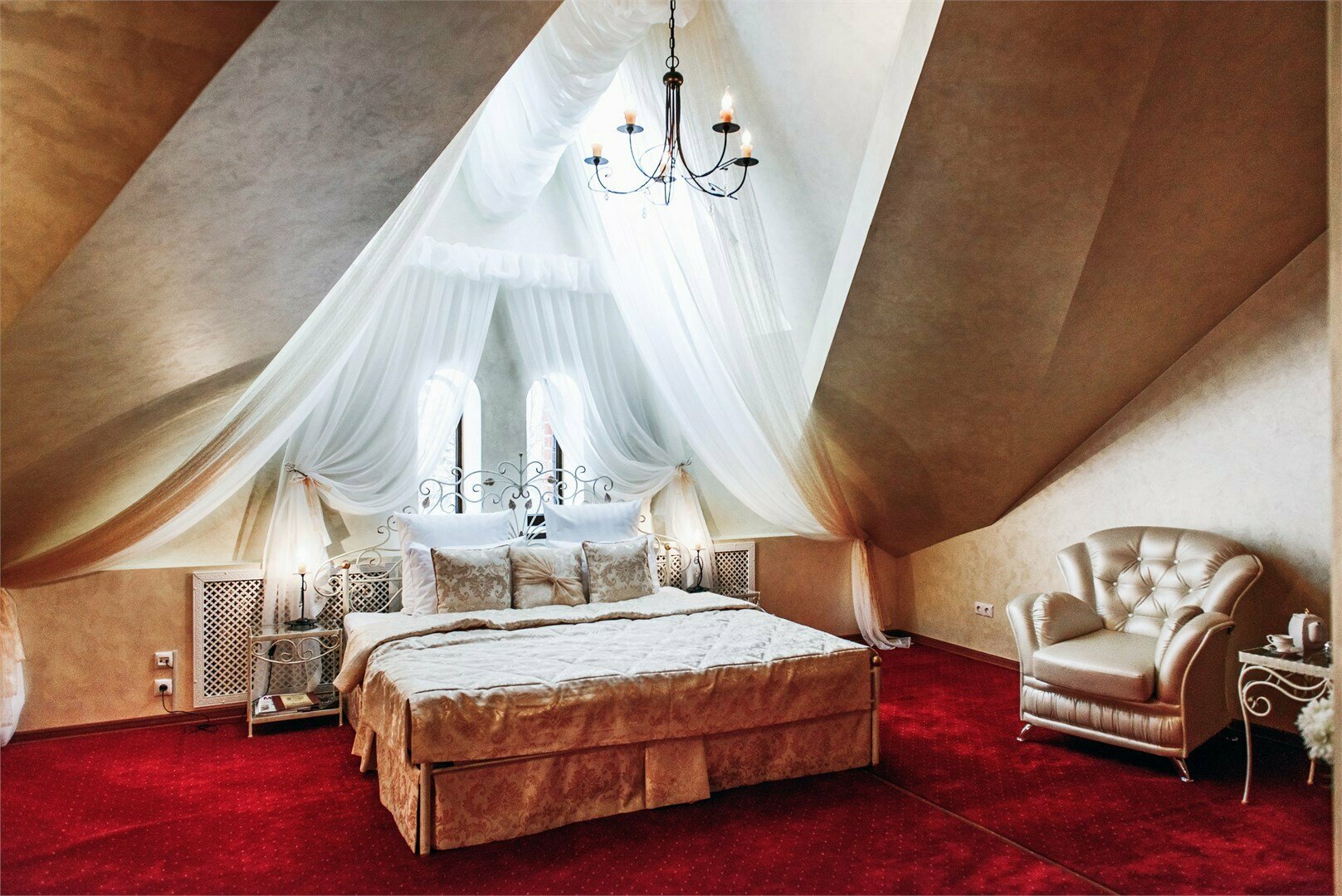 Люкс дизайнерский однокомнатный   "Будуар"