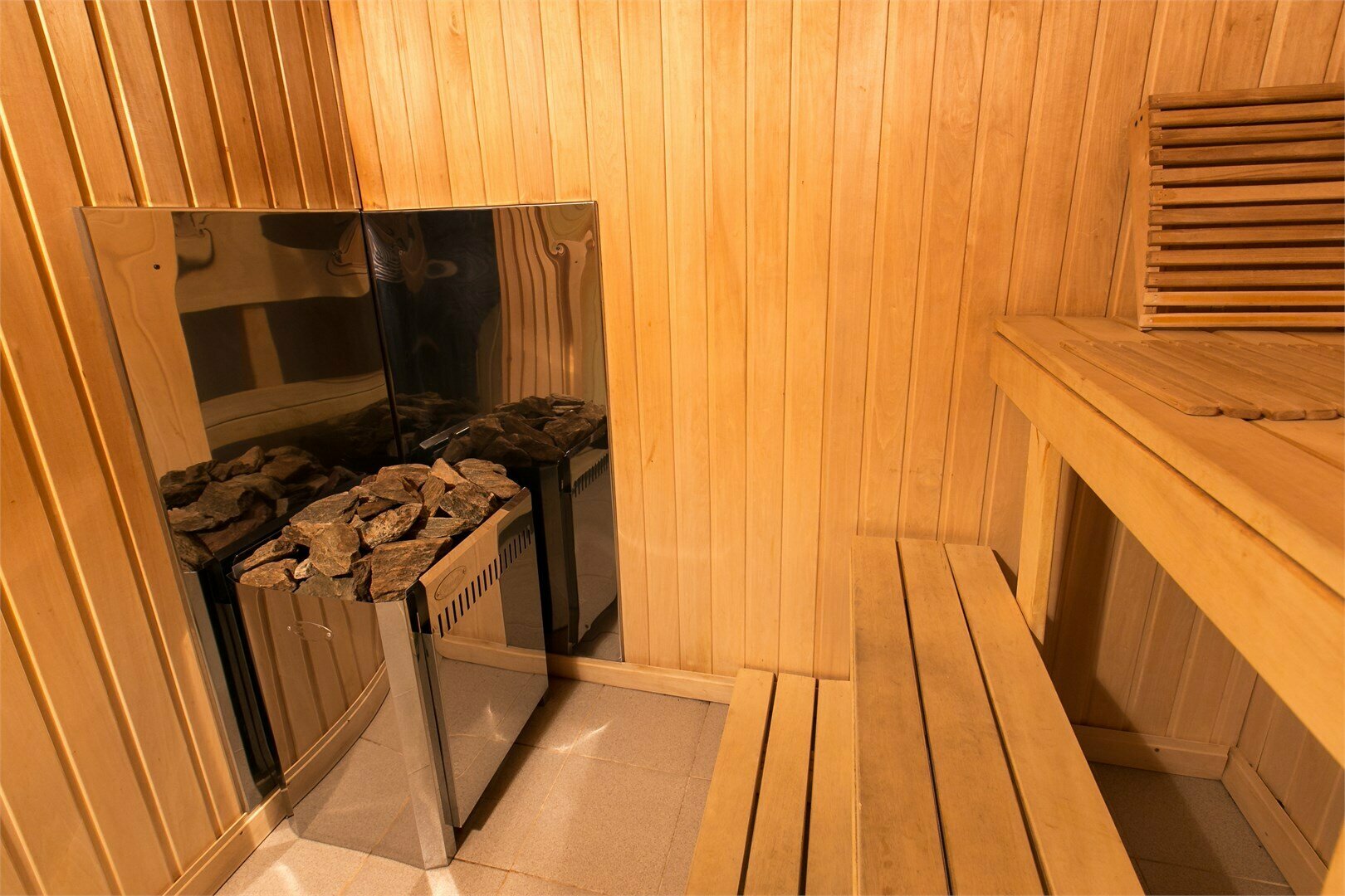 Дом с собственным бассейном