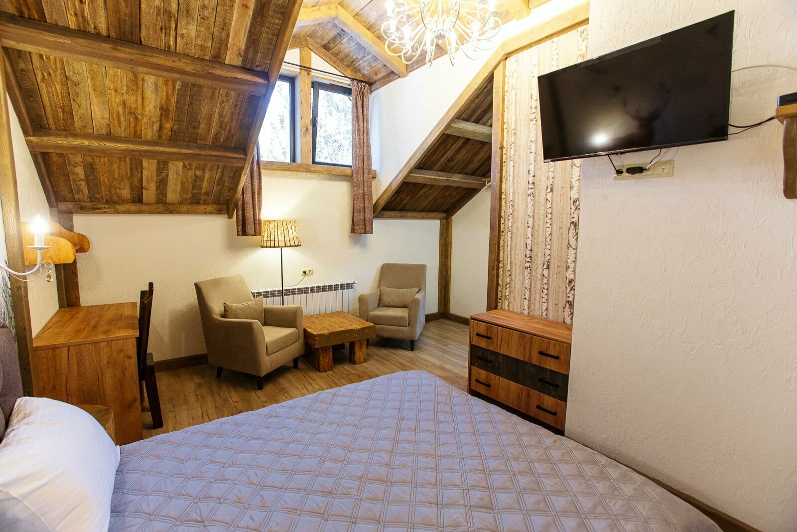 Улучшенный номер с кроватью размера «queen-size»