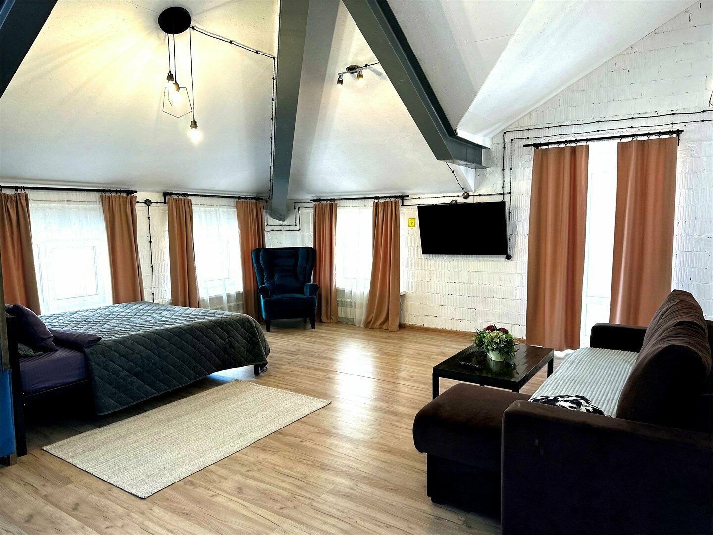 Двухуровневые апартаменты люкс  №8 (корпус 2)