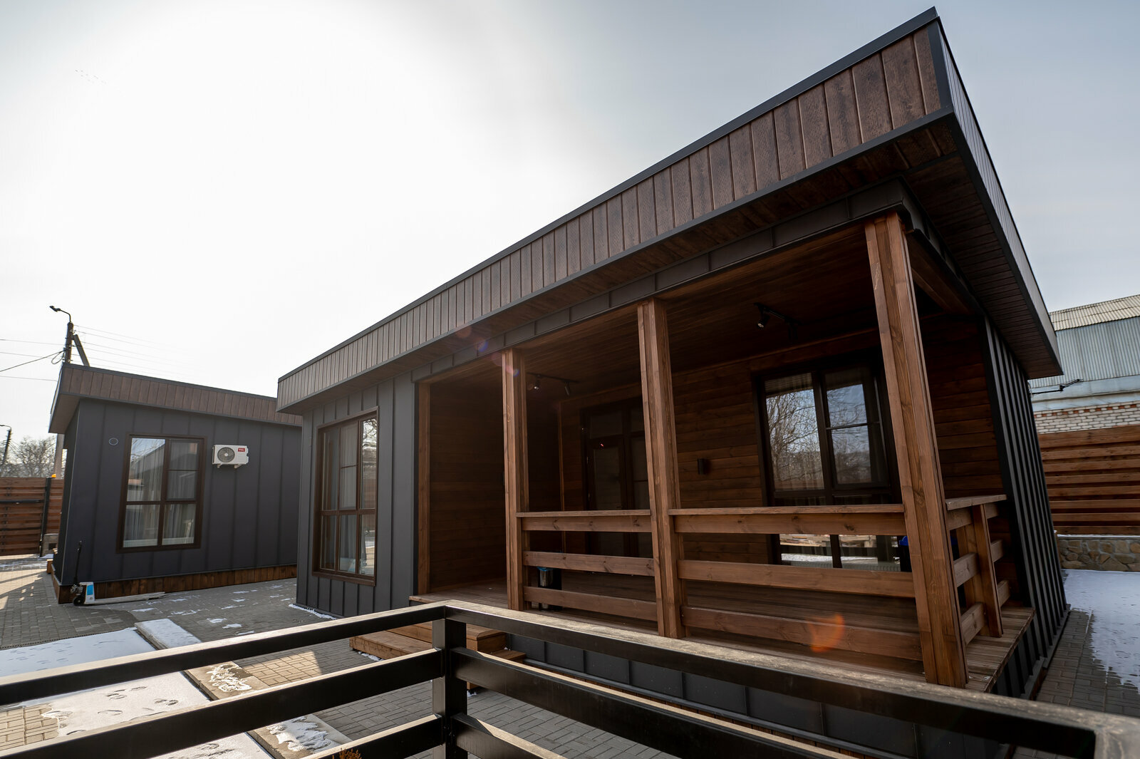 Дом  с террасой, навесом, мангалом, бассейн включен в стоимость проживания