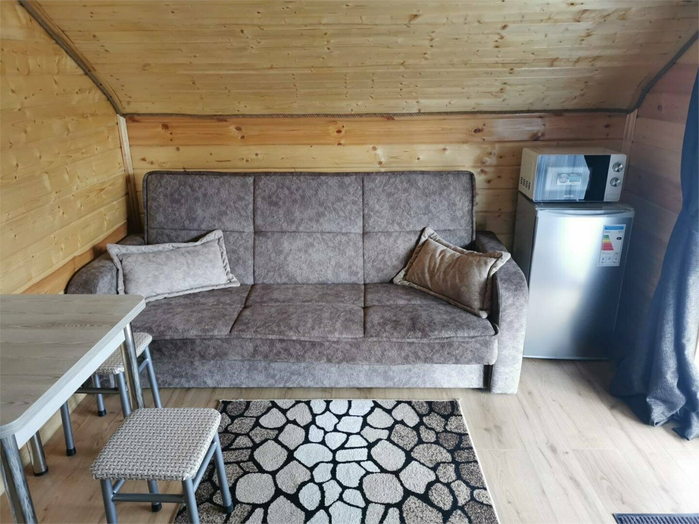 Семейный номер с видом на горы