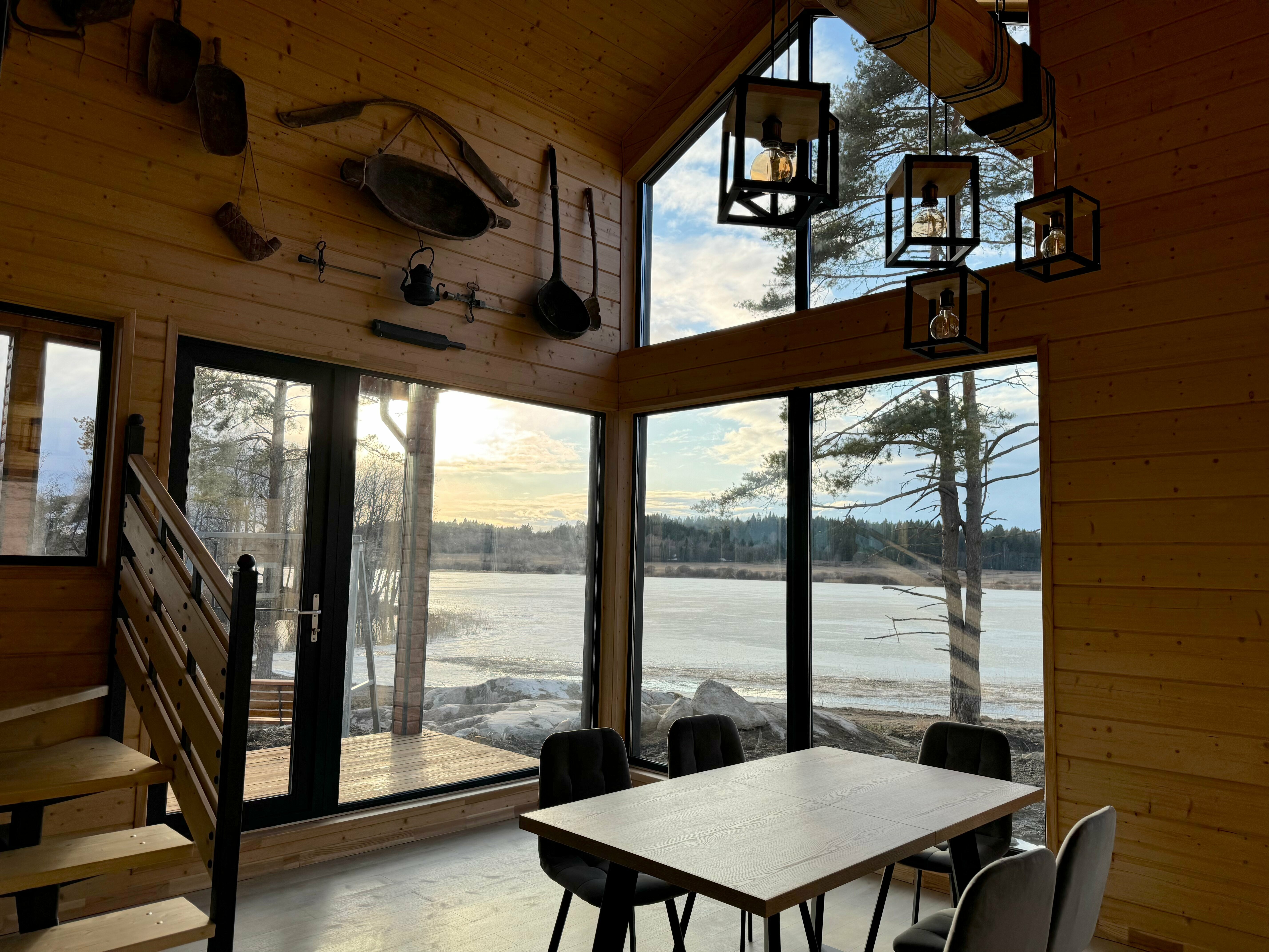 ДОМИКИ ИХОЯРВИ на ОЗЕРЕ (ДОМ №3)