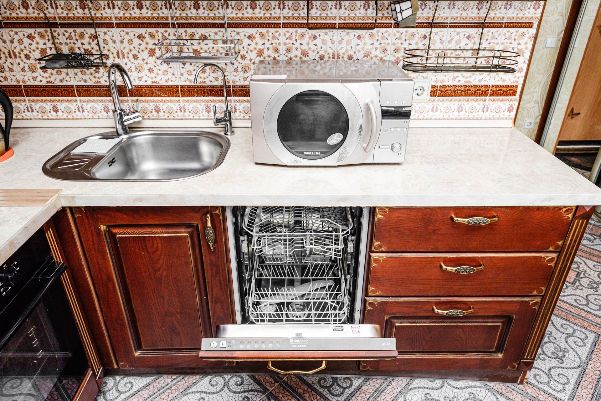 Четырехместный номер с ванной комнатой