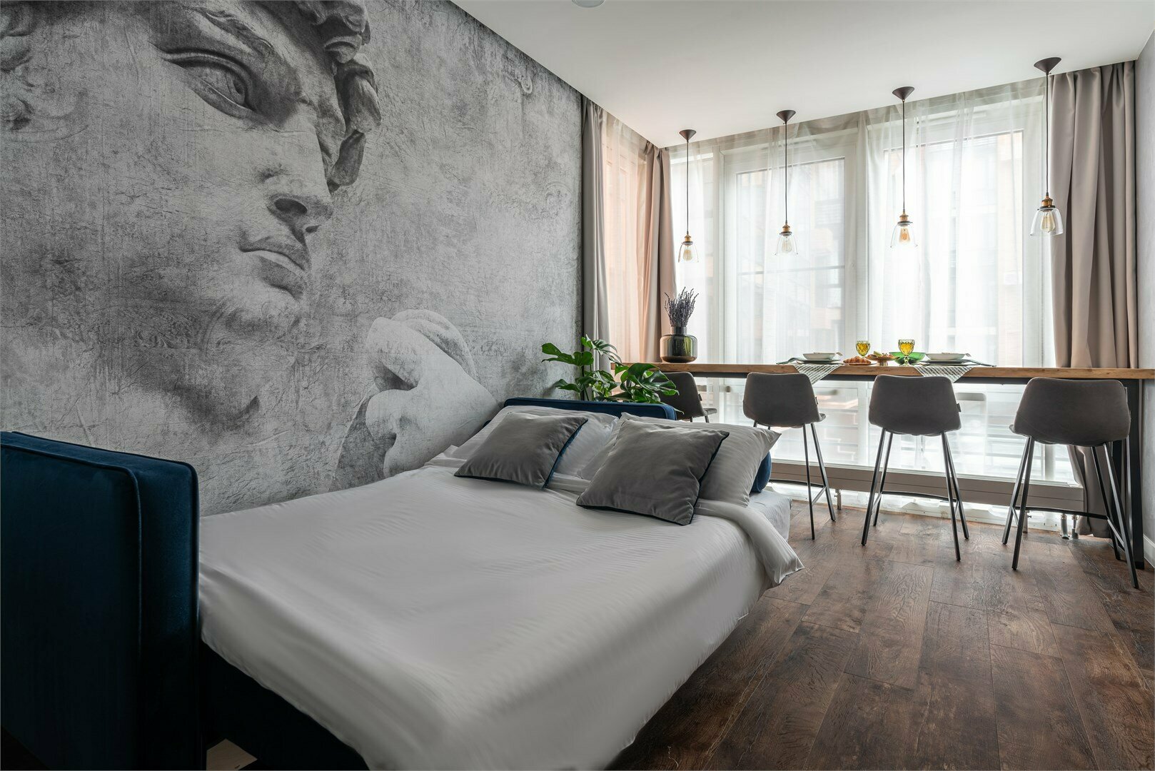 "Микель" 50 кв.м с двумя санузлами с кондиционером