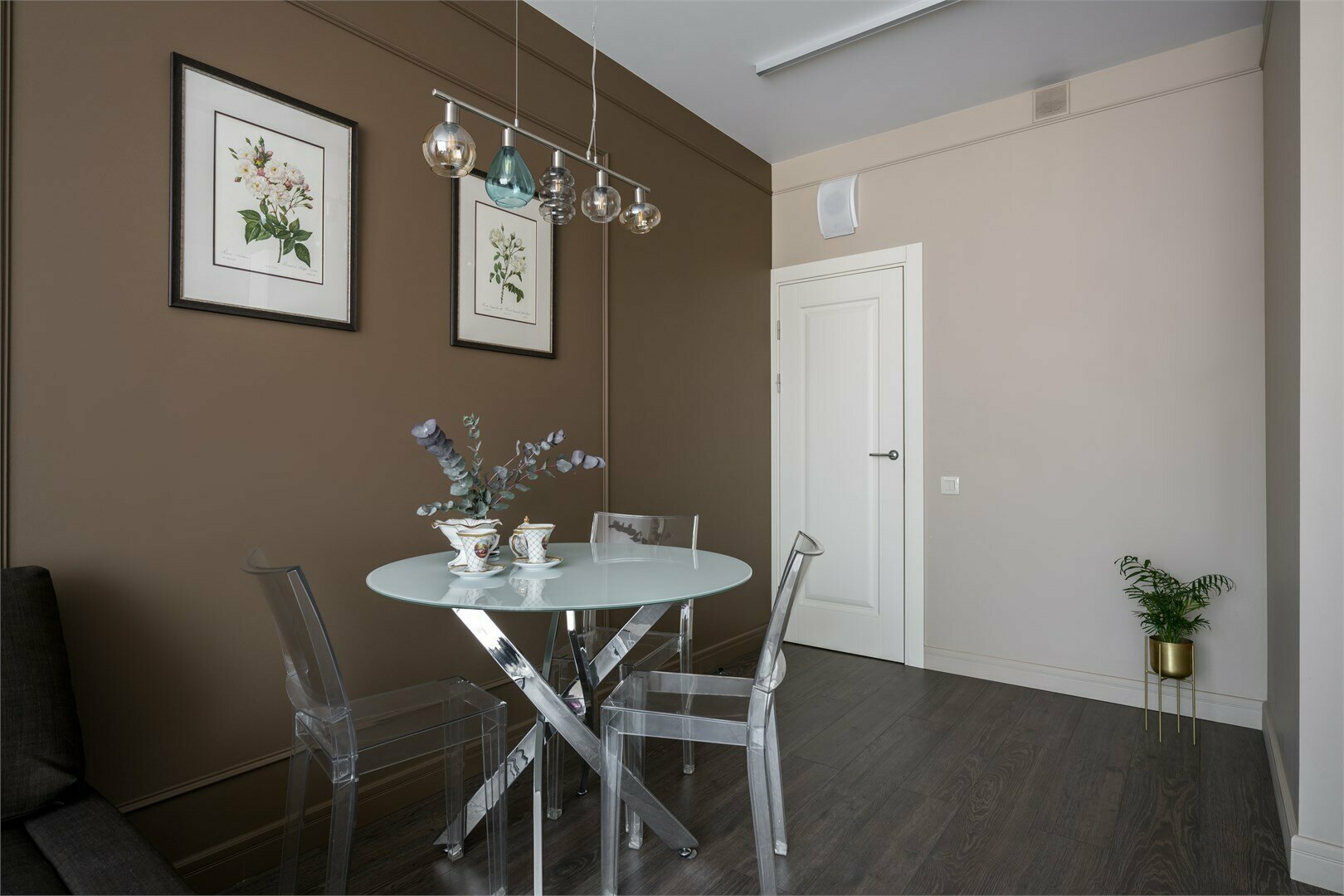 "Варсея" 40 кв.м без кондиционера с отдельной спальней