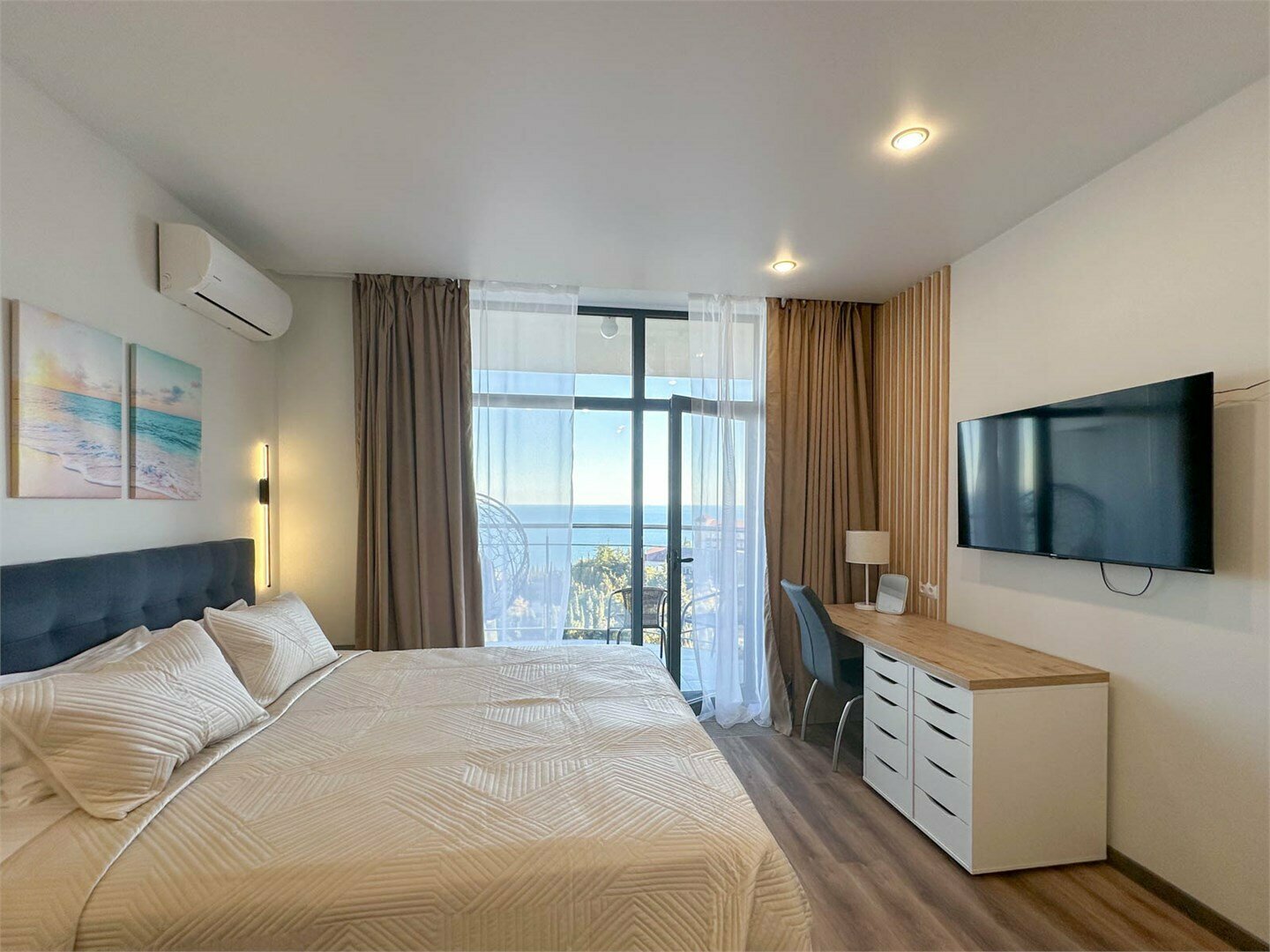 Дизайнерская студия  LS-SPACE в Алуште - вид на море