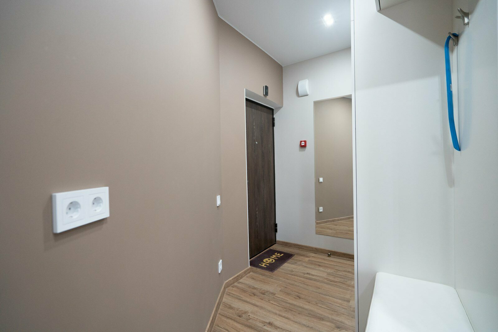 Апартаменты с отдельной спальней LS-LUX-ORANGE в cочных оттенках лета в Алуште - лучший вид на море с 14 этажа