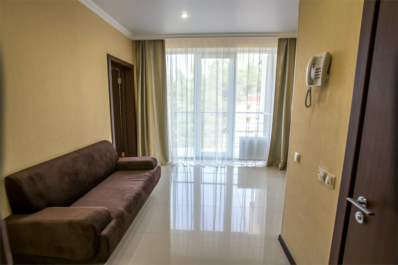 Апартаменты 3-комнатные