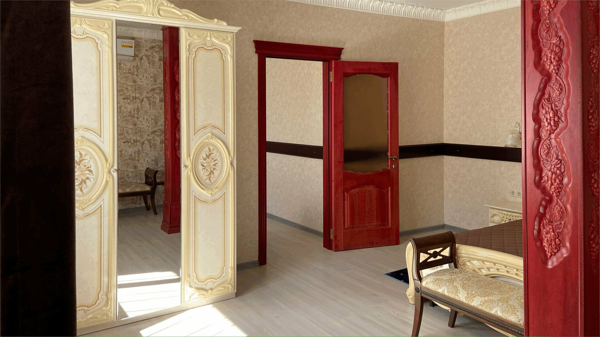 Люкс с балконом