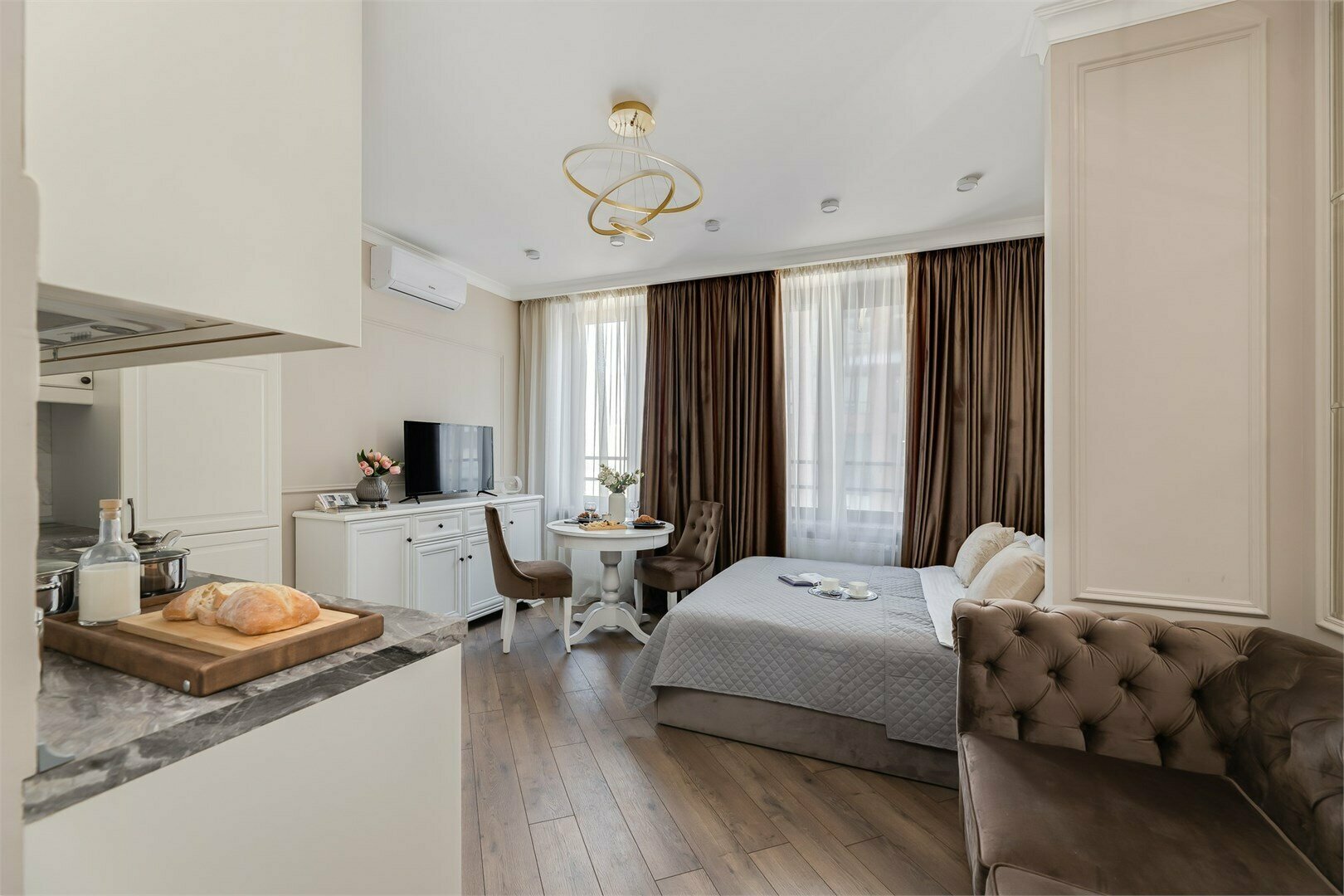 Venezia - 2х местные делюкс-апартаменты в "Савеловский-Сити" (17 этаж)