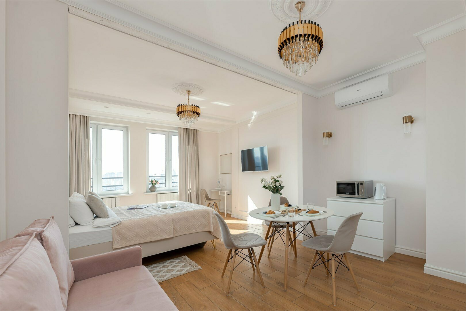 Opera - 3х местные делюкс апартаменты в "Савеловский-Сити" (19 этаж)