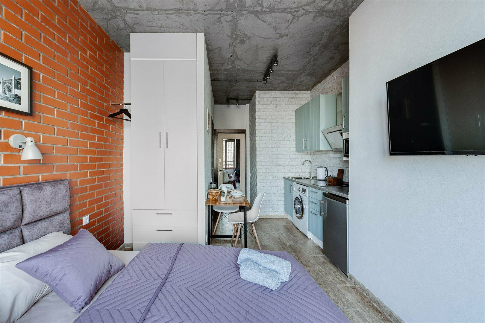 Chocolat - 2х местные апартаменты-студия в "Савеловский-Сити" (25 этаж)