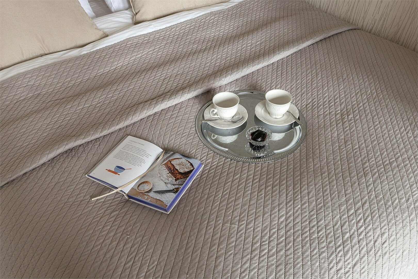 Sky Relax - 4х местные премиум апартаменты в "Савеловский-Сити" (37 этаж)