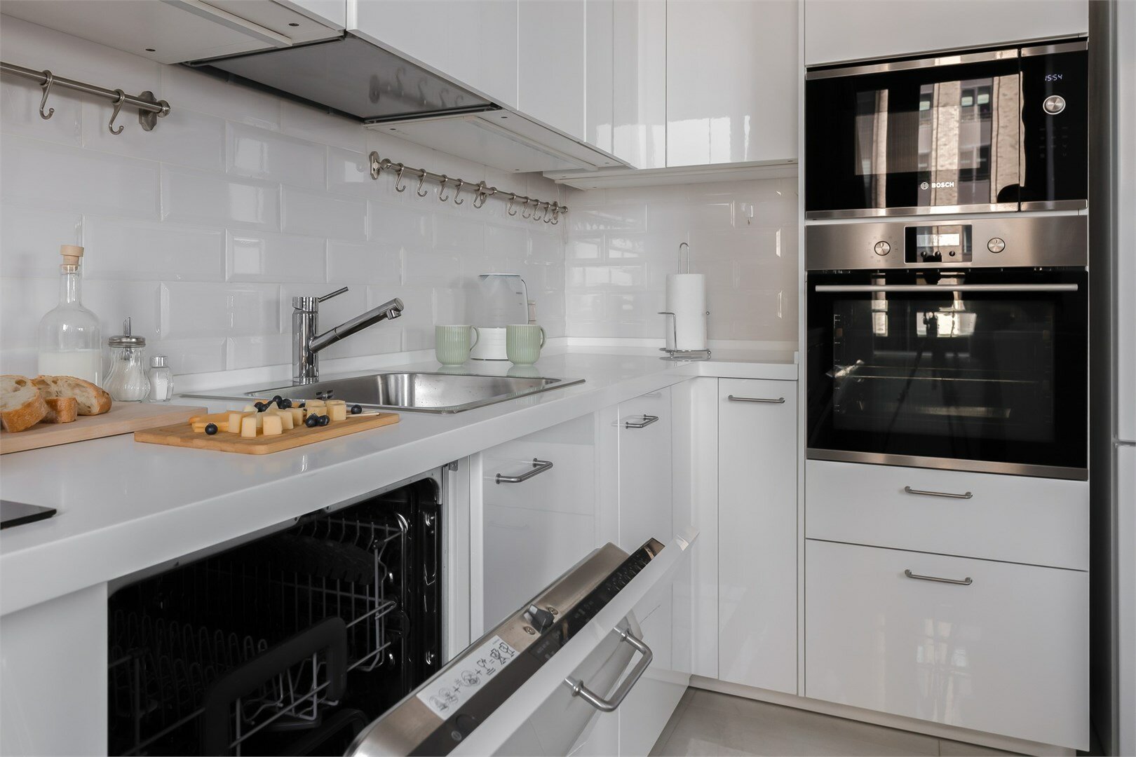 Siesta - 2х комнатные премиум апартаменты на 17м этаже в Савеловский-Сити (70 кв.м., до 5 гостей)