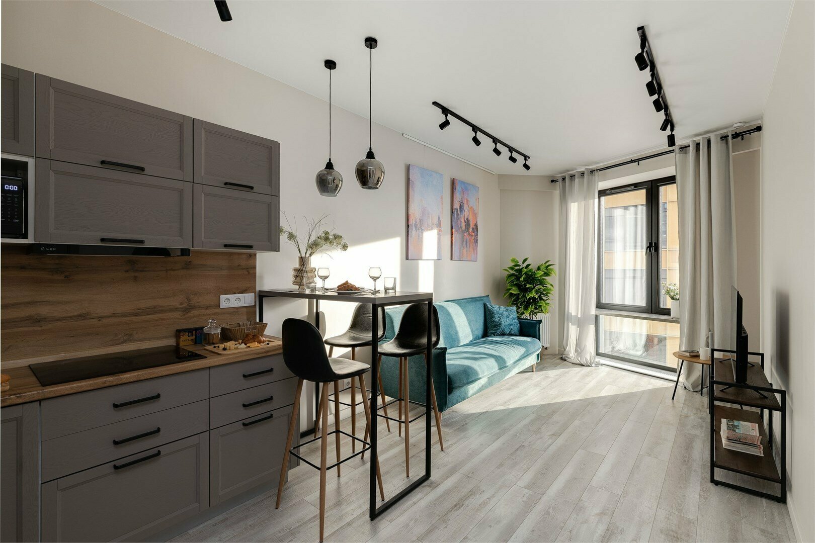 Ivory 4х местные премиум апартаменты в "Савеловский-Сити" (10 этаж)