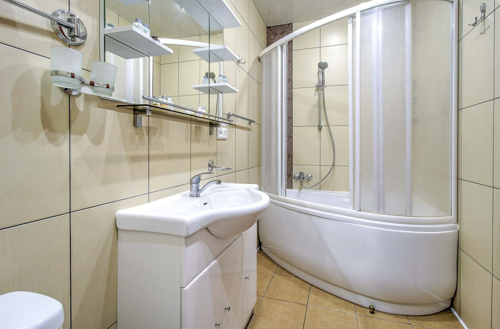 Люкс А двухкомнатный вид на море с балконами