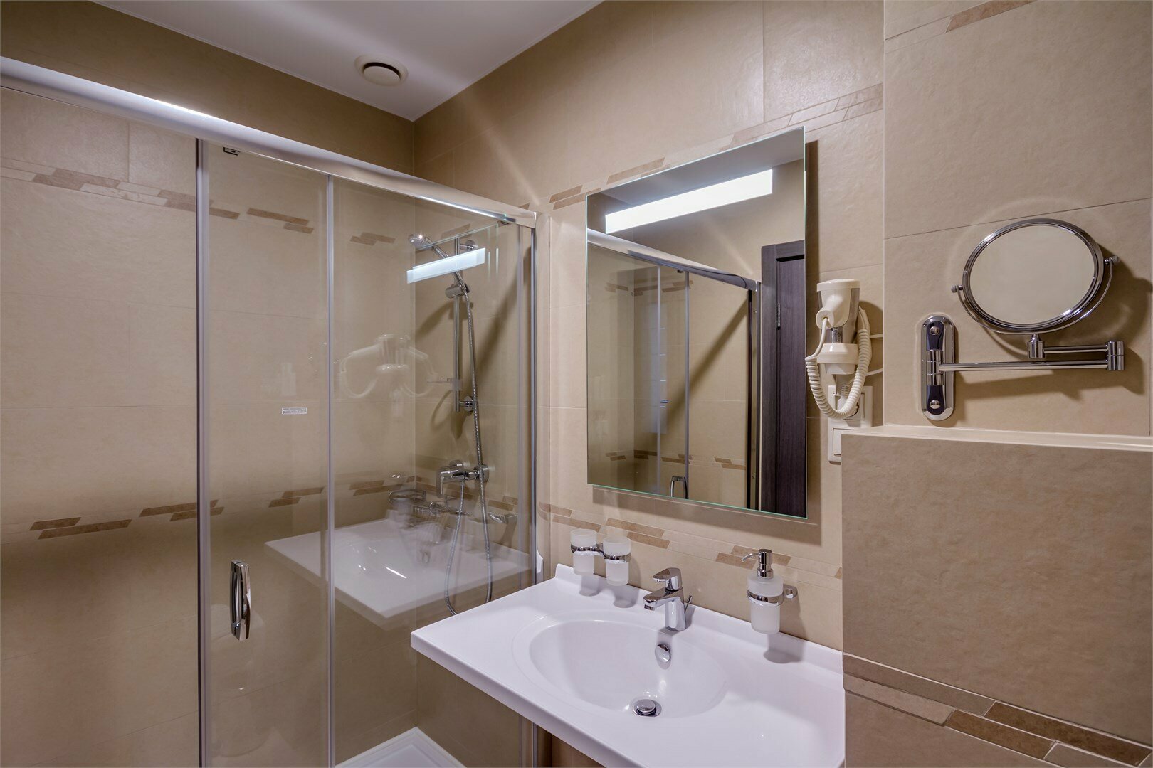 Семейный полулюкс