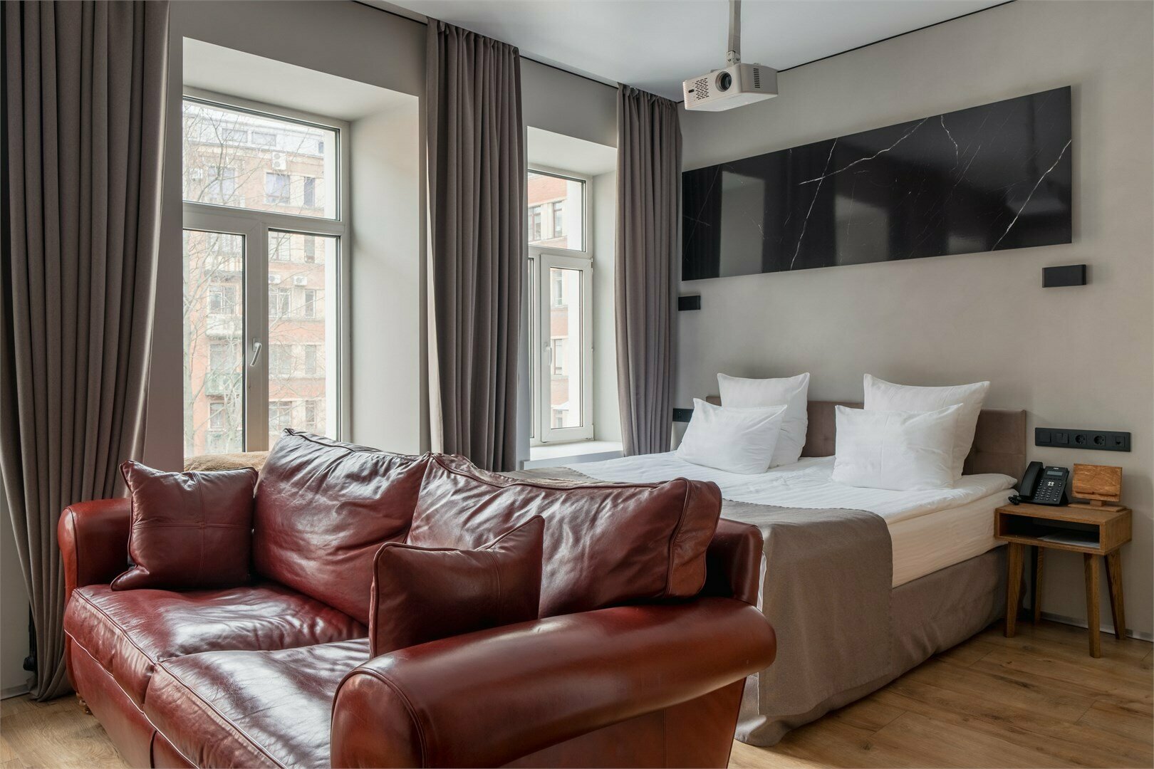 Полулюкс-кинотеатр