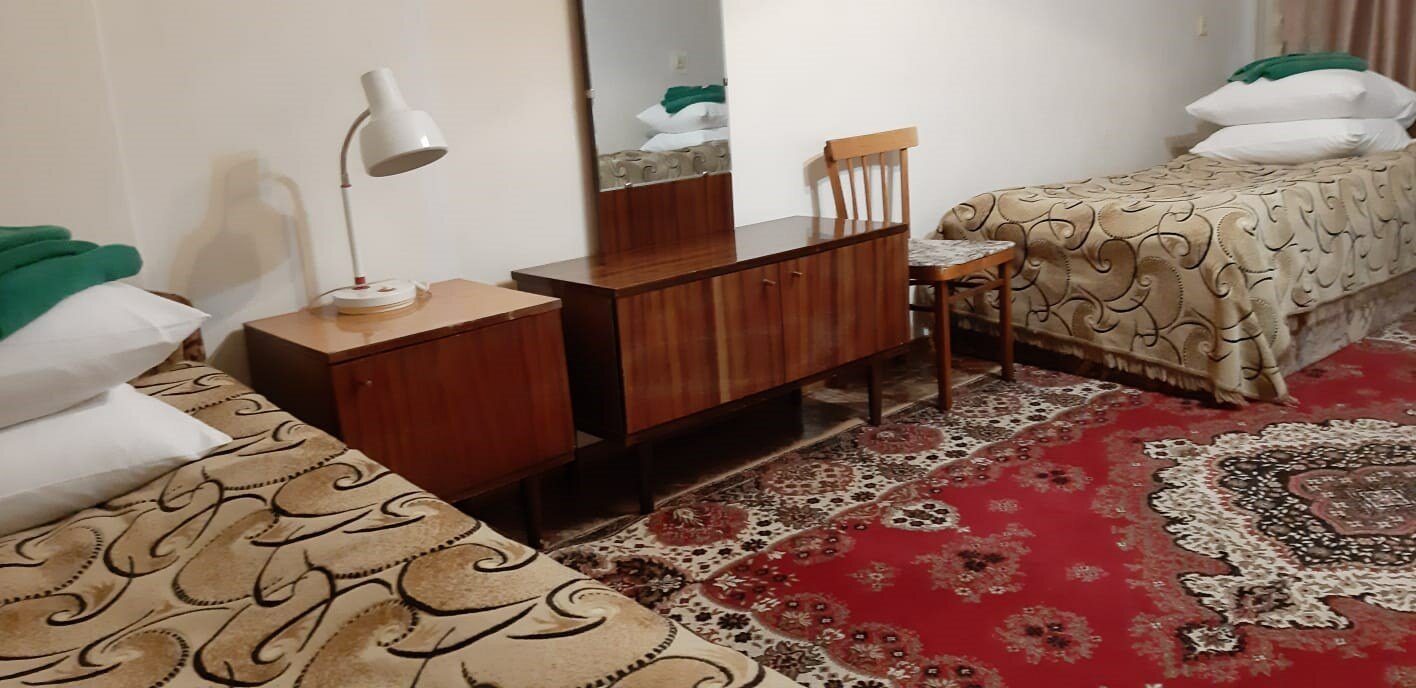 Трехместный трехкомнатный номер (Семь номеров)