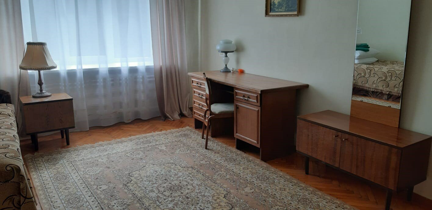 Двухместный трехкомнатный номер (Семь номеров)