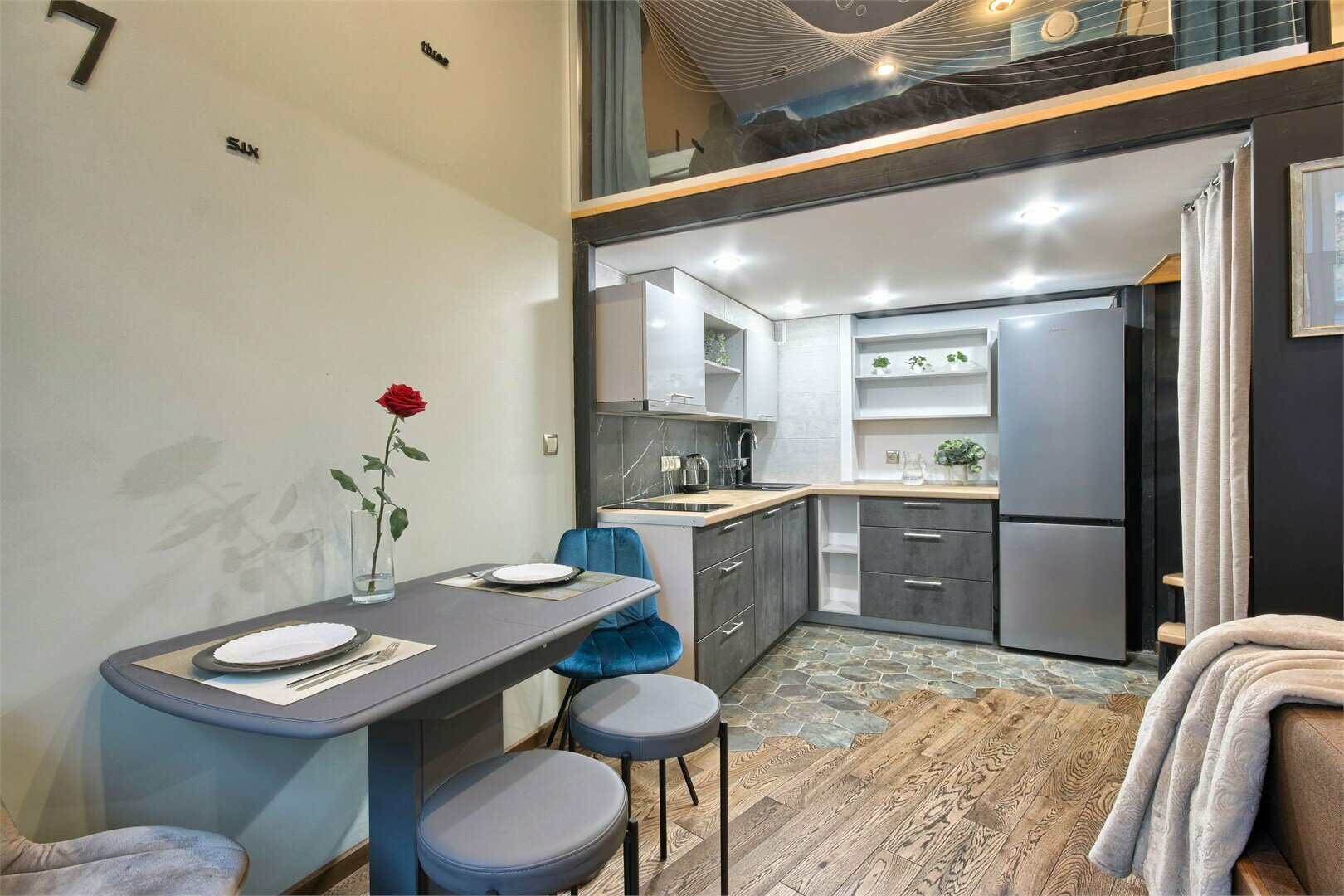 Апартаменты 2-уровневые, 30 кв.м.