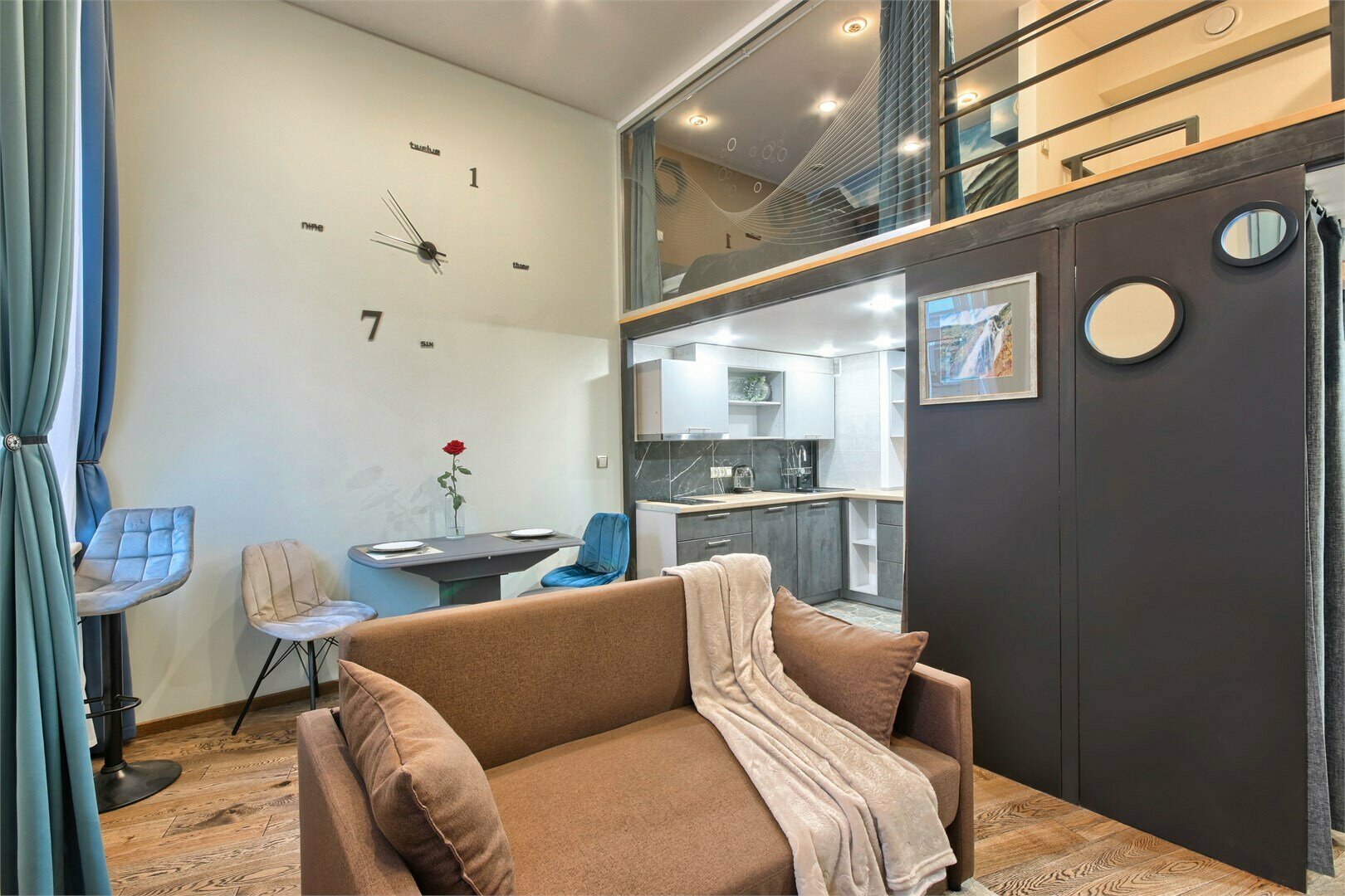 Апартаменты 2-уровневые, 30 кв.м.