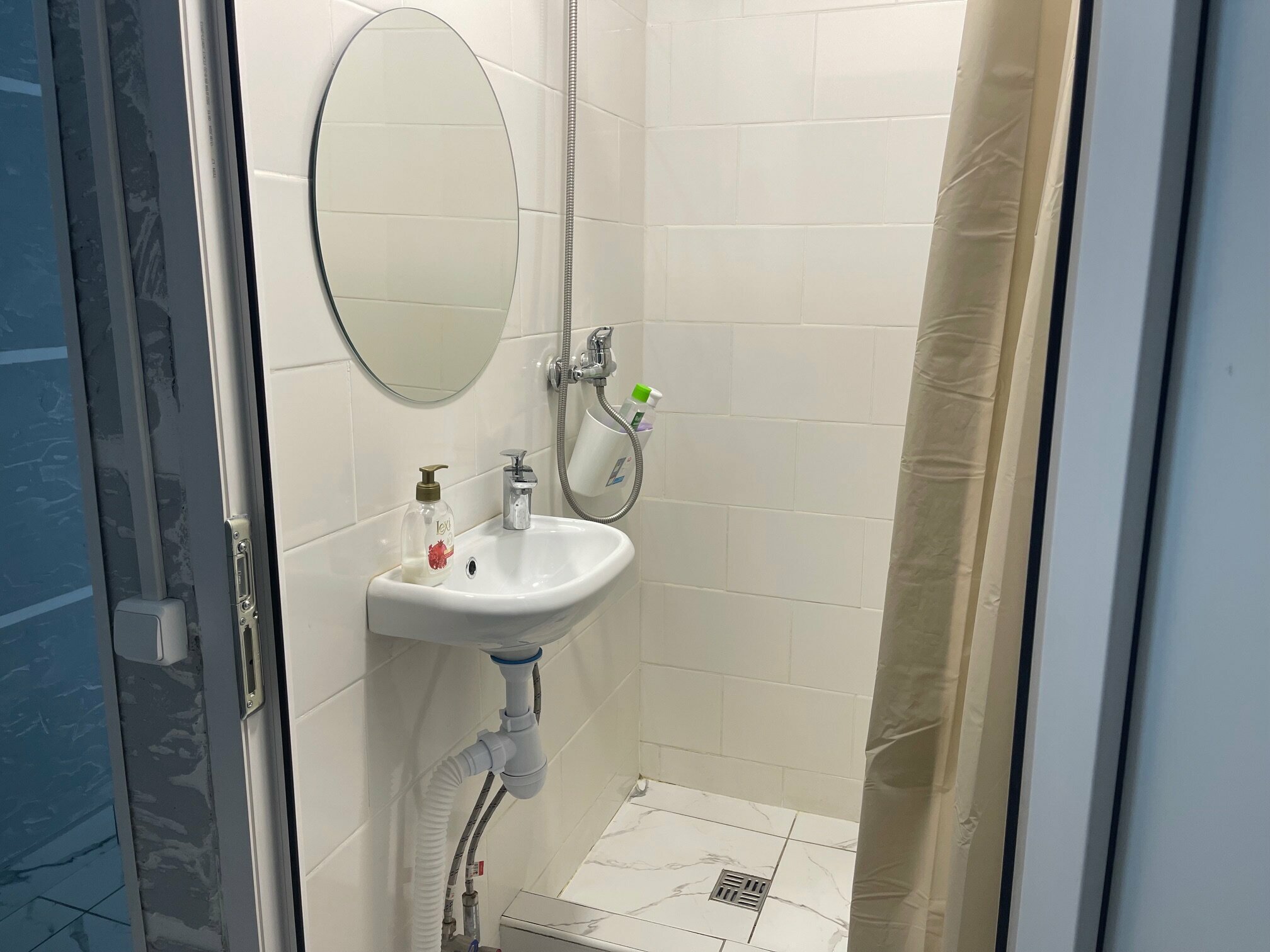 Общий номер для женщин с 8 кроватями