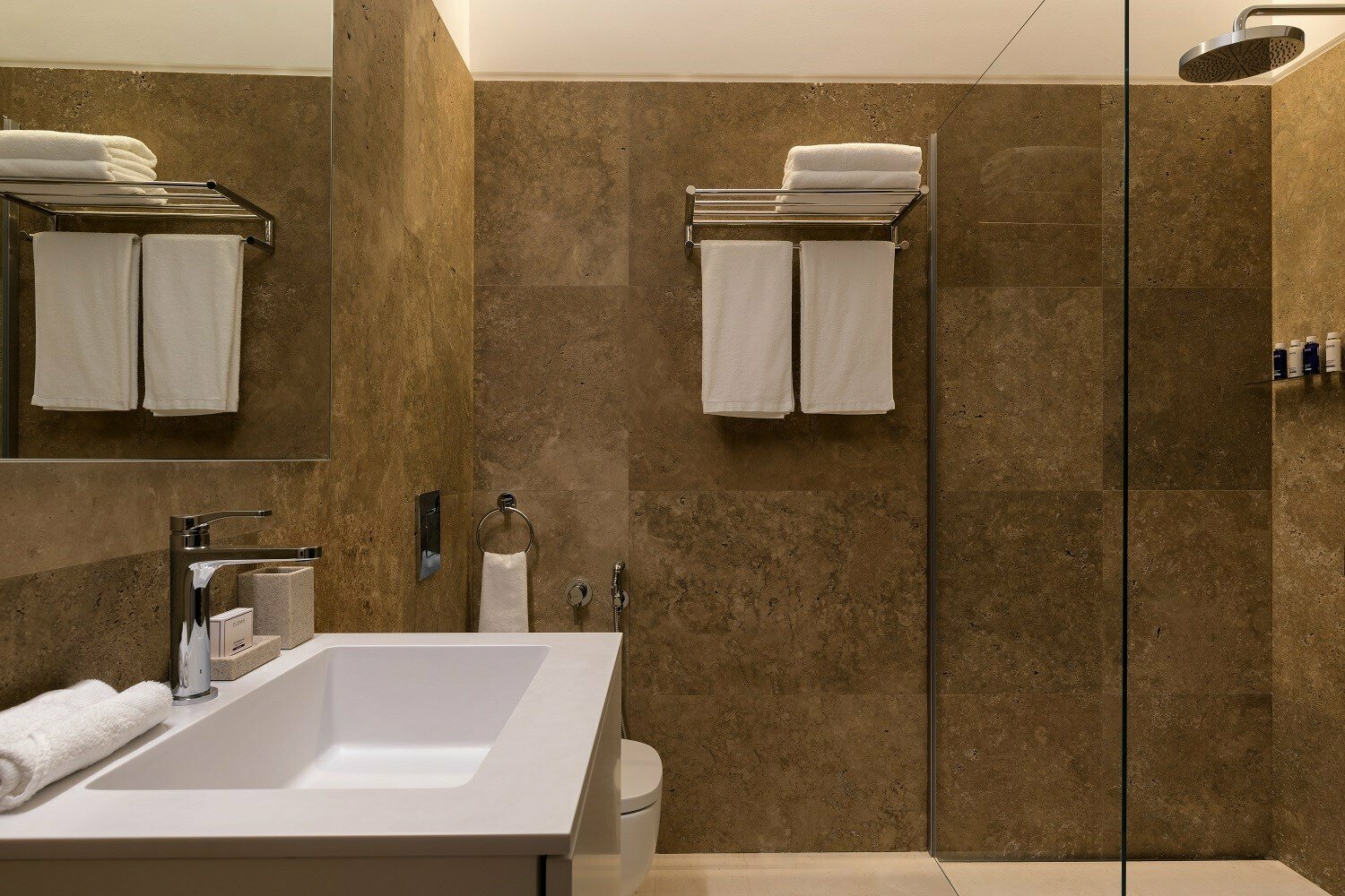 СЮИТ КОРОЛЕВСКИЙ САД