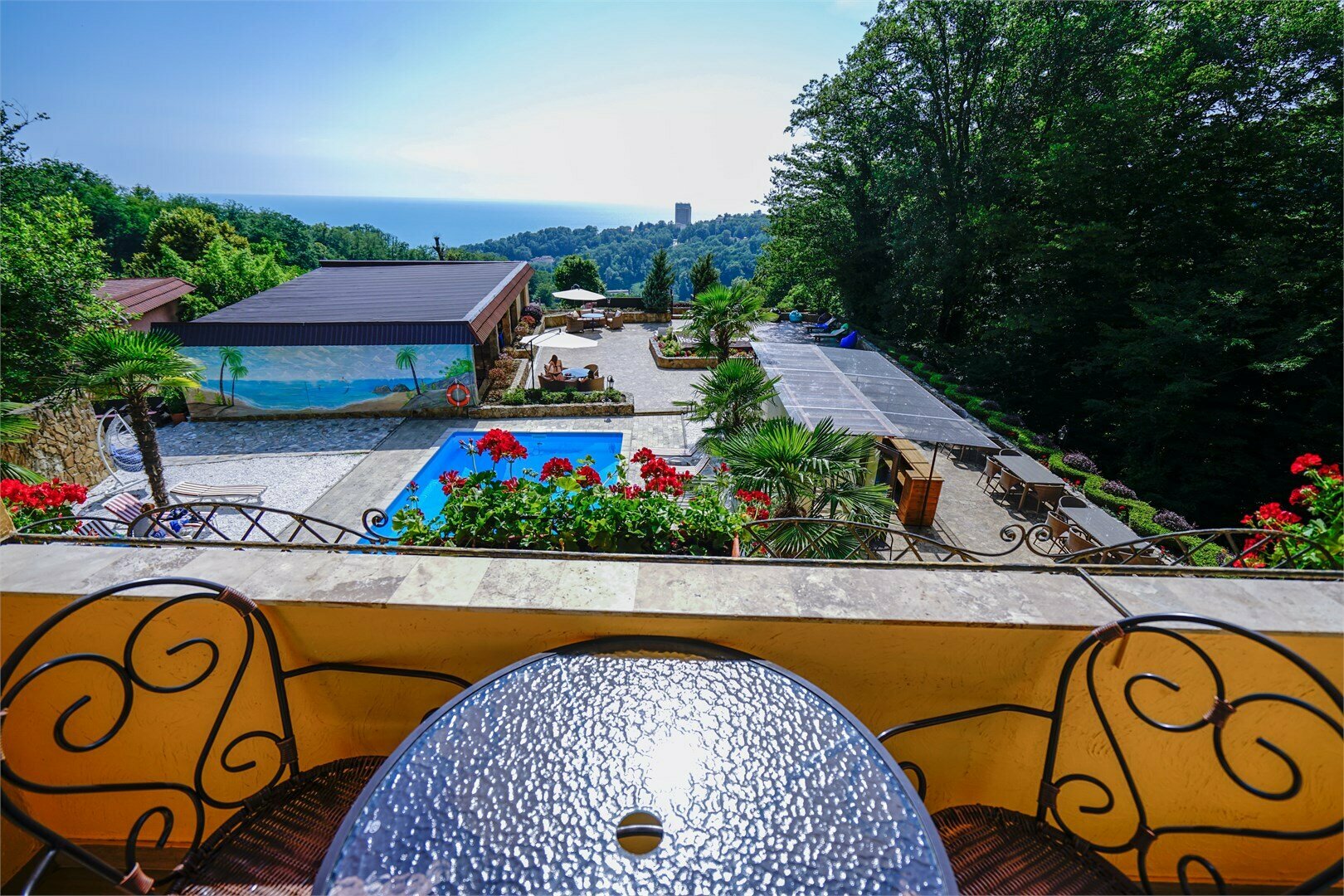 Люкс с кроватью размера «king-size» и видом на море