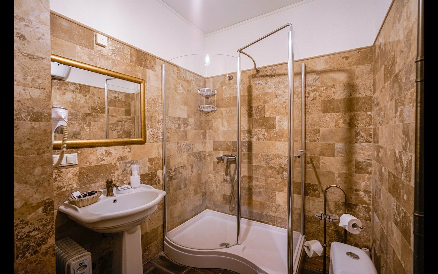 Улучшенный номер с кроватью размера «king-size» или 2 отдельными кроватями