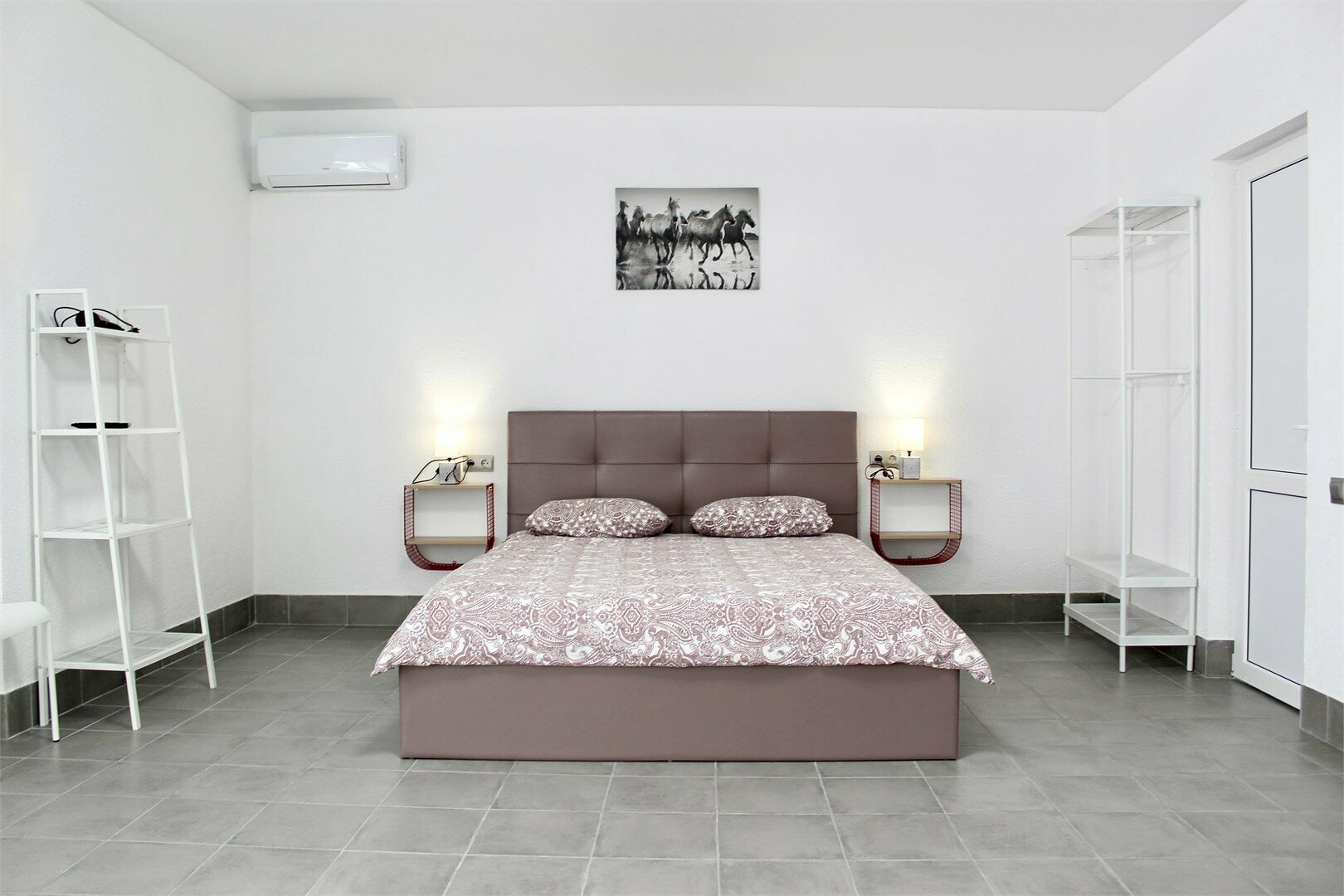 Люкс с кроватью размера «king-size» и балконом