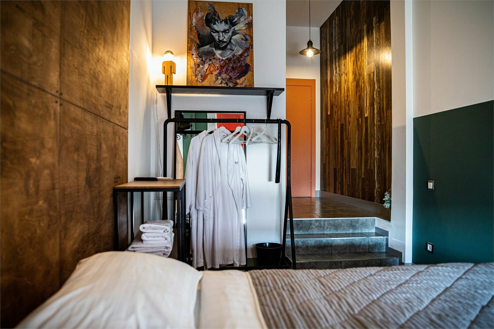 №7 Улучшенный двухместный номер с одной кроватью