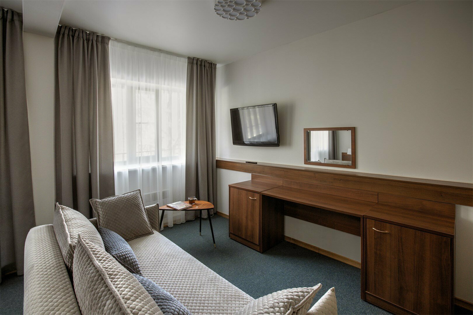 Студия с балконом