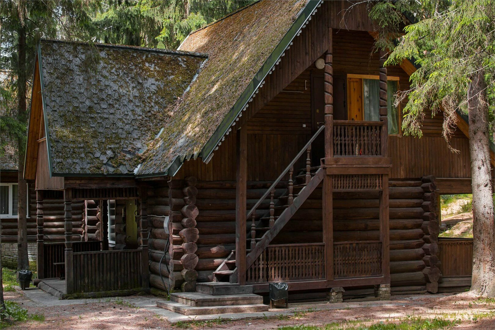 Добрая  изба-1/2 рубленного деревянного дома на 4 человек