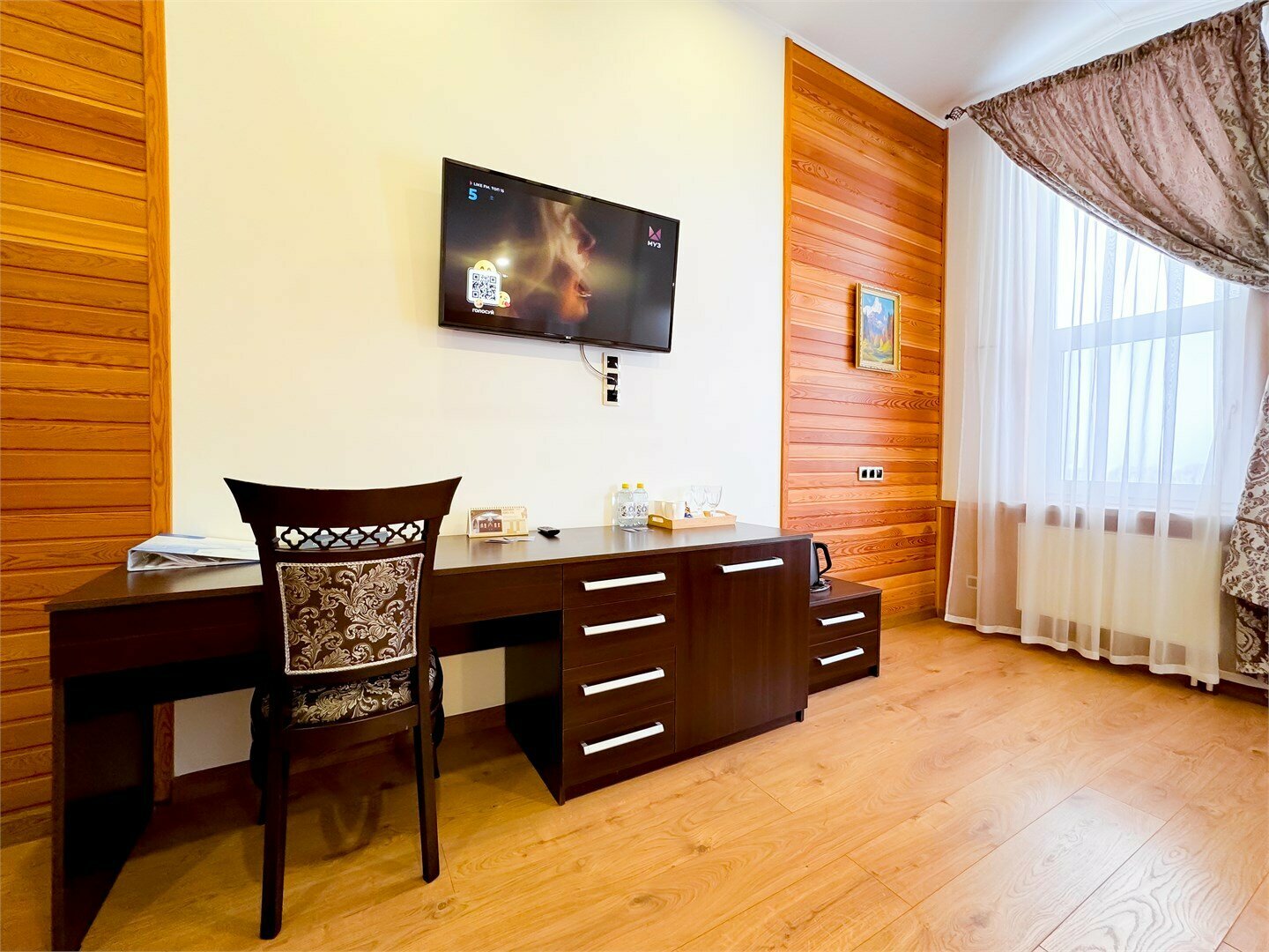 ЛЮКС С БАЛКОНОМ И ВИДОМ НА ОЗЕРО