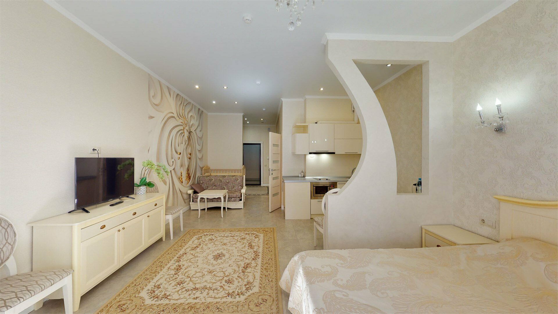 Апартаменты- Студио с балконом для троих